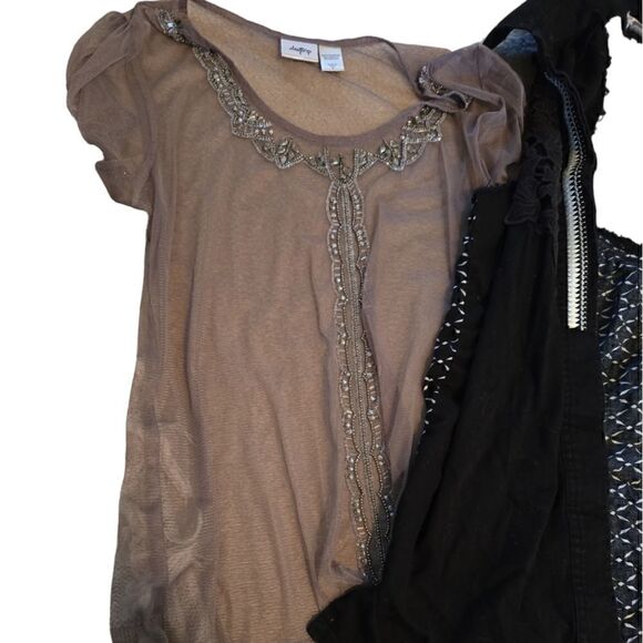 Lot of 4 Tops Small and Xs - Picture 5 of 6